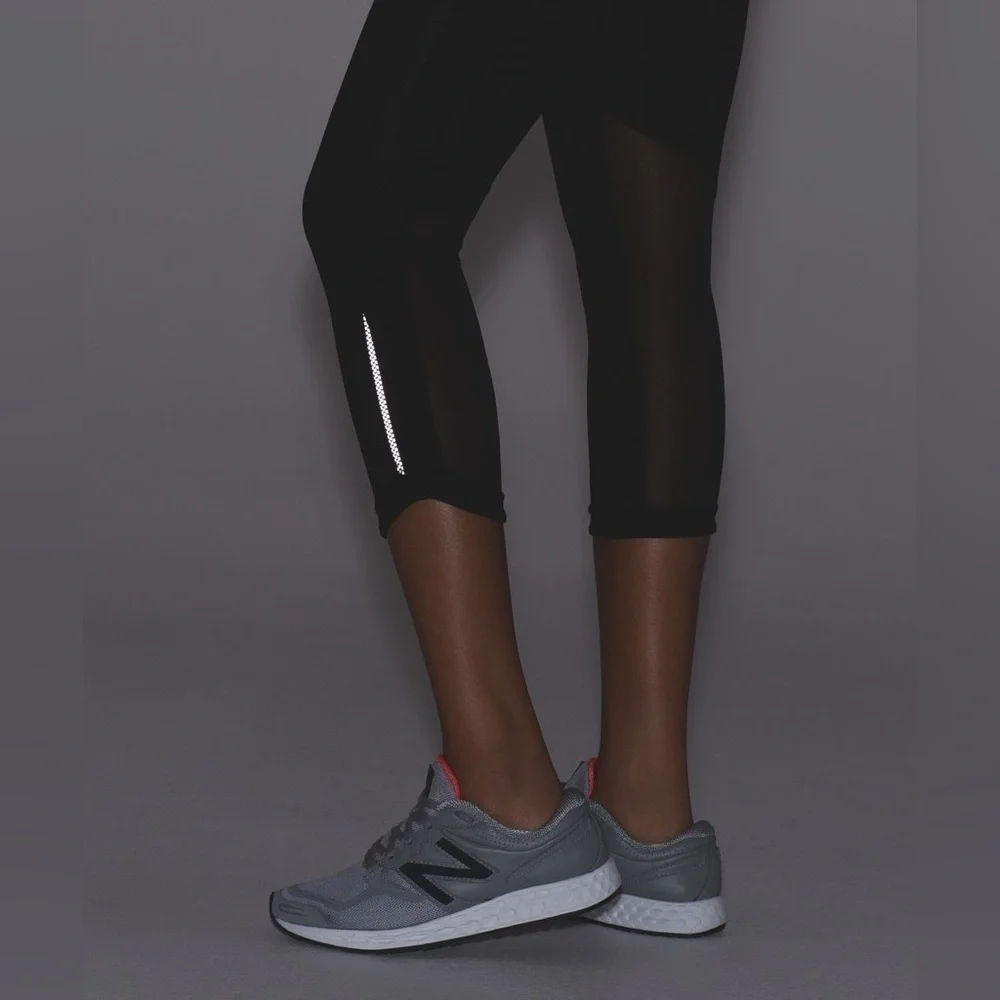 Lululemon Hit It 21' Crop